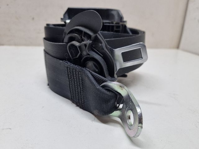 bontott VW GOLF V Bal első Biztonsági Öv