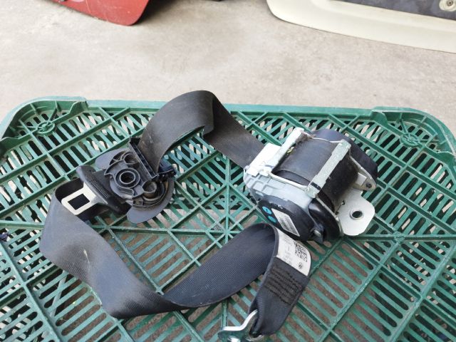 bontott VW GOLF V Bal első Biztonsági Öv