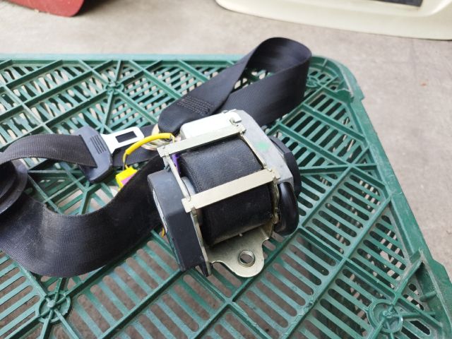 bontott VW GOLF V Bal első Biztonsági Öv