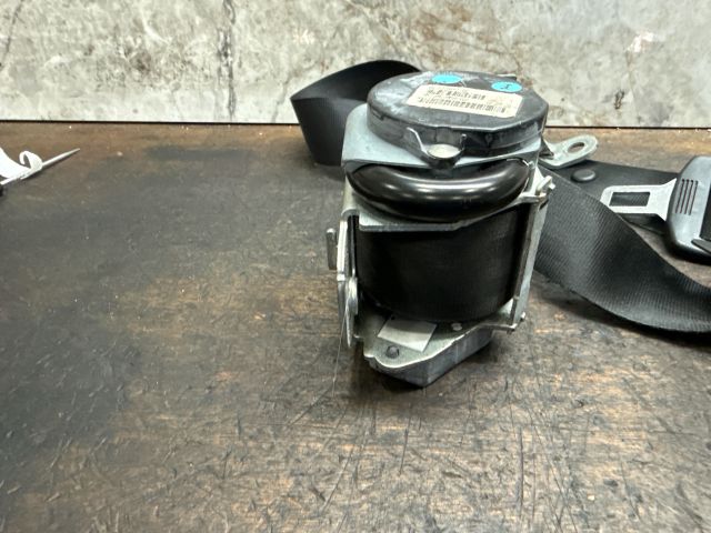 bontott VW GOLF V Bal első Biztonsági Öv