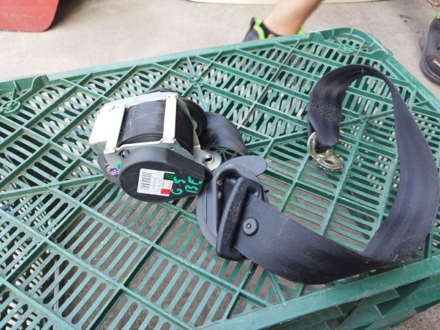 bontott VW GOLF V Bal első Biztonsági Öv