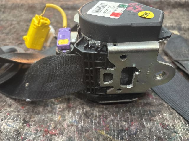 bontott VW GOLF V Bal első Biztonsági Öv