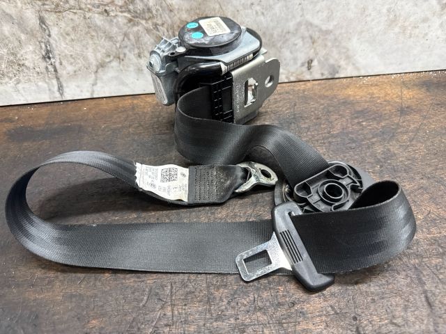 bontott VW GOLF V Bal első Biztonsági Öv