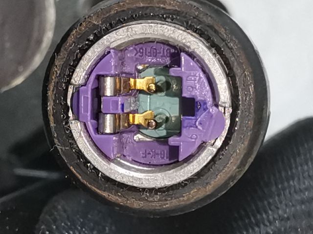 bontott VW GOLF V Bal első Biztonsági Öv