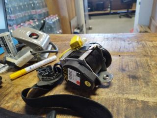 bontott VW GOLF V Bal első Biztonsági Öv