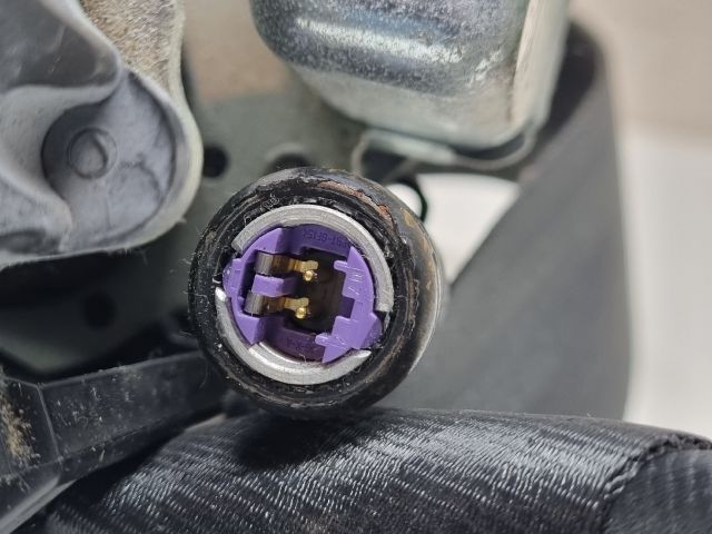 bontott VW GOLF V Bal első Biztonsági Öv