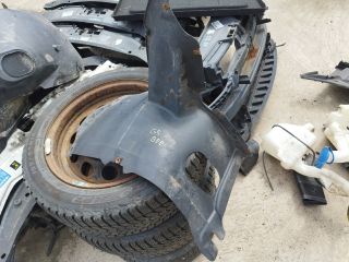 bontott VW GOLF V Bal első Első Dobbetét (Kerékjárati, Műanyag)