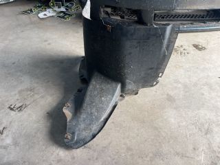 bontott VW GOLF V Bal első Első Dobbetét (Kerékjárati, Műanyag)