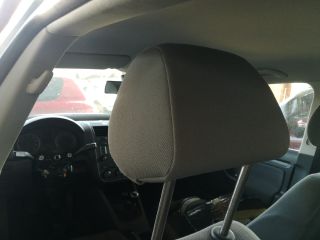 bontott VW GOLF V Bal első Fejtámla