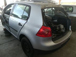 bontott VW GOLF V Bal első Fejtámla