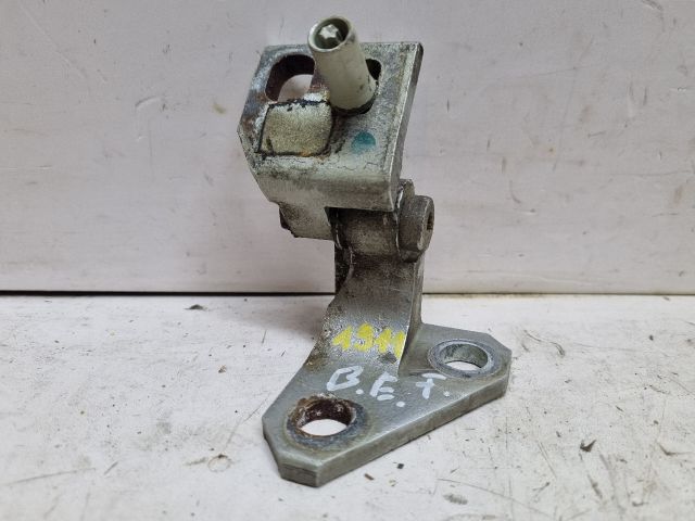 bontott VW GOLF V Bal első Felső Zsanér