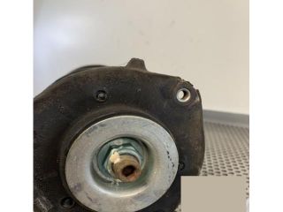 bontott VW GOLF V Bal első Gólyaláb (Lengécsillapító, Rugó)