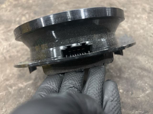 bontott VW GOLF V Bal első Hangszóró