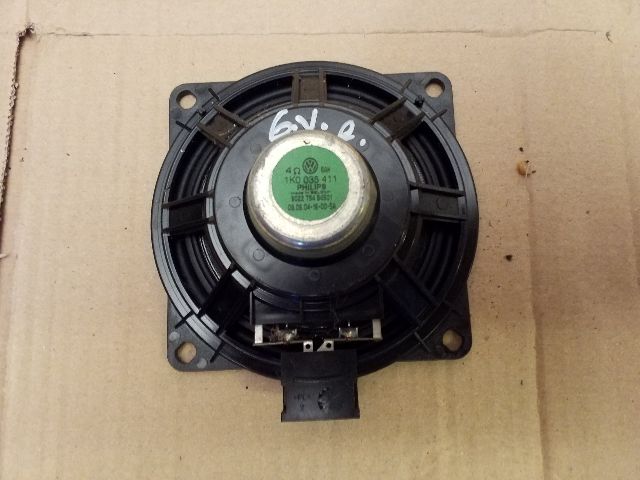 bontott VW GOLF V Bal első Hangszóró