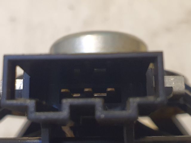 bontott VW GOLF V Bal első Hangszóró