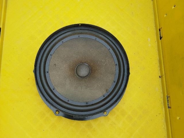 bontott VW GOLF V Bal első Hangszóró