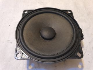 bontott VW GOLF V Bal első Hangszóró