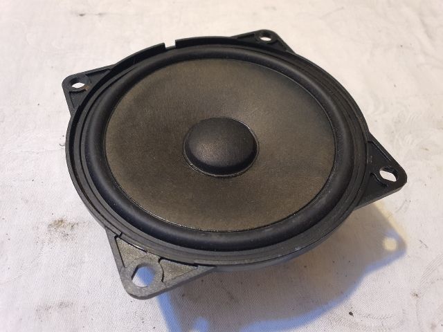bontott VW GOLF V Bal első Hangszóró