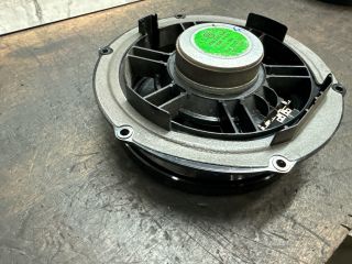 bontott VW GOLF V Bal első Hangszóró