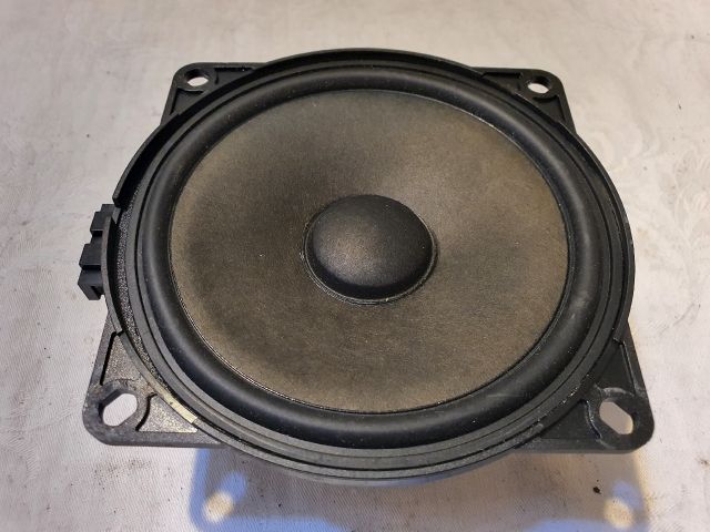 bontott VW GOLF V Bal első Hangszóró