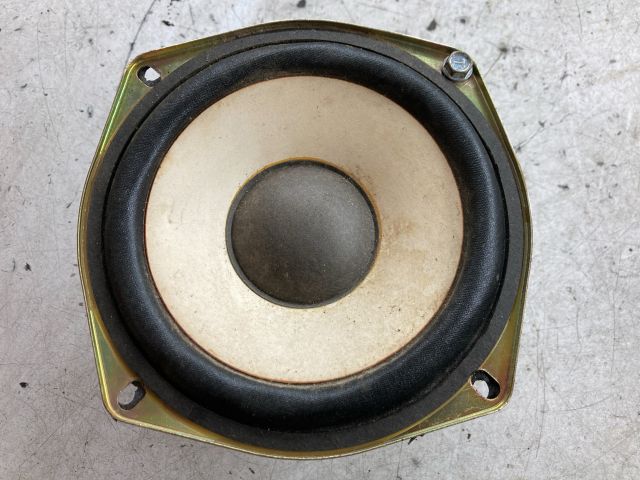 bontott VW GOLF V Bal első Hangszóró