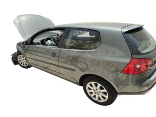 bontott VW GOLF V Bal első Kilincs Bowden