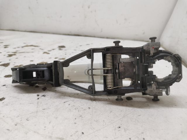 bontott VW GOLF V Bal első Külső Kilincs