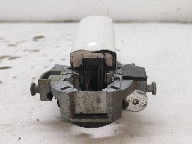 bontott VW GOLF V Bal első Külső Kilincs