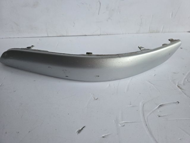 bontott VW GOLF V Bal első Lökhárító Díszléc