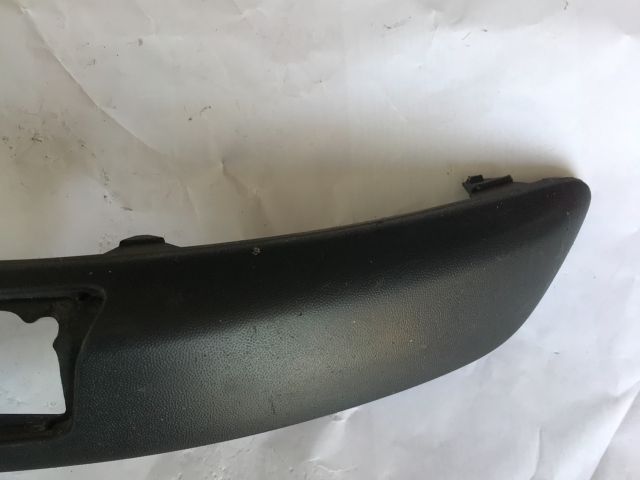 bontott VW GOLF V Bal első Lökhárító Díszléc