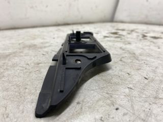 bontott VW GOLF V Bal első Lökhárító Tartó (Műanyag)