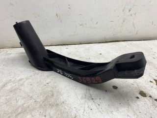 bontott VW GOLF V Bal első Lökhárító Tartó (Műanyag)