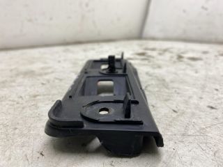 bontott VW GOLF V Bal első Lökhárító Tartó (Műanyag)