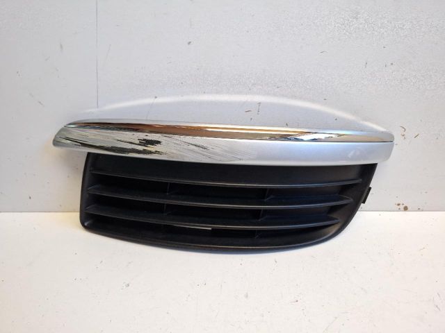 bontott VW GOLF V Bal első Lökhárító Vakborítás