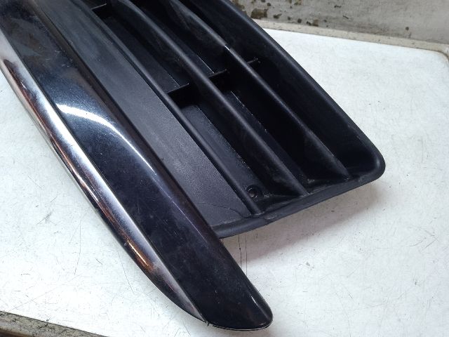 bontott VW GOLF V Bal első Lökhárító Vakborítás