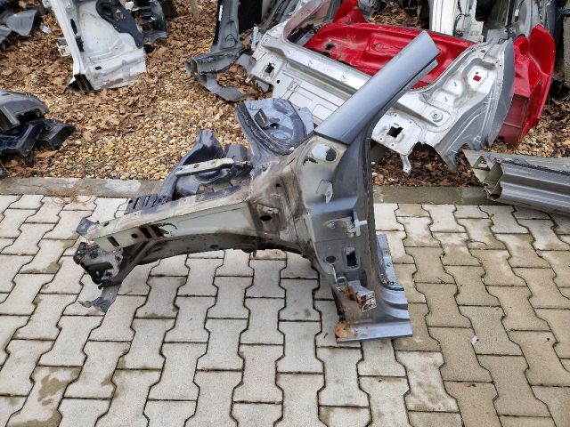 bontott VW GOLF V Bal első Negyed Karosszéria Csomag