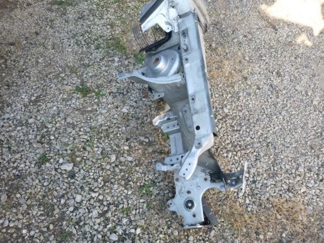 bontott VW GOLF V Bal első Negyed Karosszéria Csomag