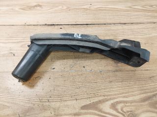 bontott VW GOLF V Bal első Oldal Lökhárító Tartó (Műanyag)