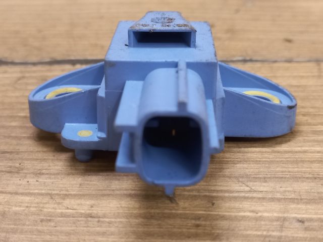 bontott VW GOLF V Bal első Oldal Ütközés Érzékelő