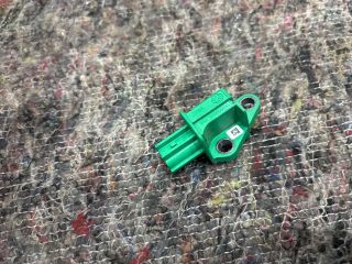 bontott VW GOLF V Bal első Oldal Ütközés Érzékelő