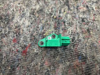 bontott VW GOLF V Bal első Oldal Ütközés Érzékelő