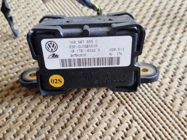 bontott VW GOLF V Bal első Oldal Ütközés Érzékelő