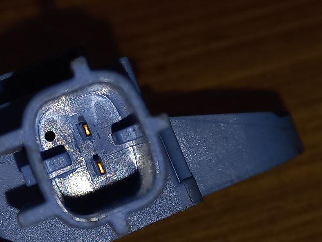 bontott VW GOLF V Bal első Oldal Ütközés Érzékelő