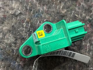 bontott VW GOLF V Bal első Oldal Ütközés Érzékelő