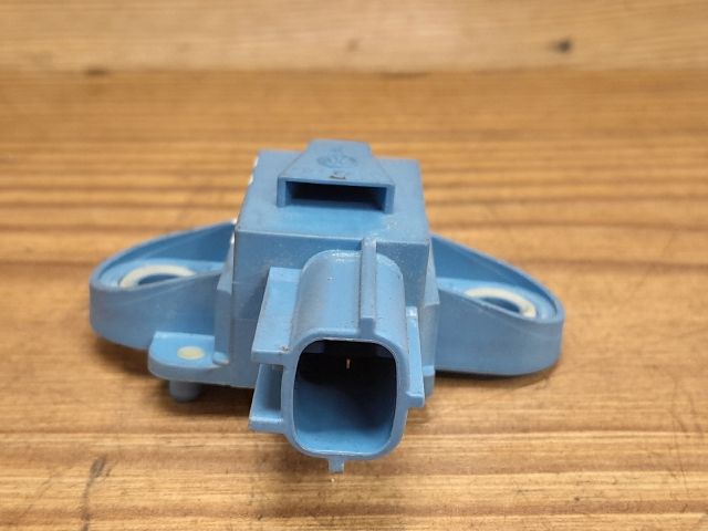 bontott VW GOLF V Bal első Oldal Ütközés Érzékelő