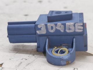 bontott VW GOLF V Bal első Oldal Ütközés Érzékelő