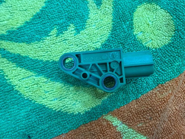 bontott VW GOLF V Bal első Oldal Ütközés Érzékelő