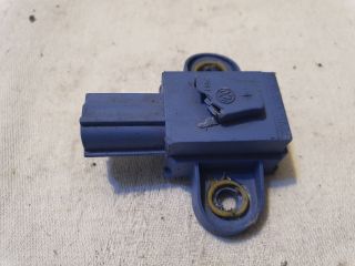 bontott VW GOLF V Bal első Oldal Ütközés Érzékelő