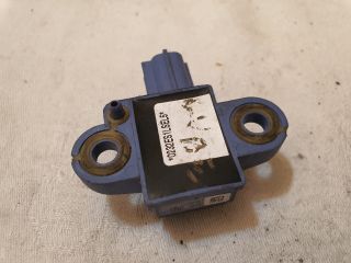 bontott VW GOLF V Bal első Oldal Ütközés Érzékelő