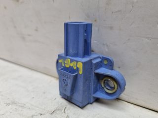 bontott VW GOLF V Bal első Oldal Ütközés Érzékelő